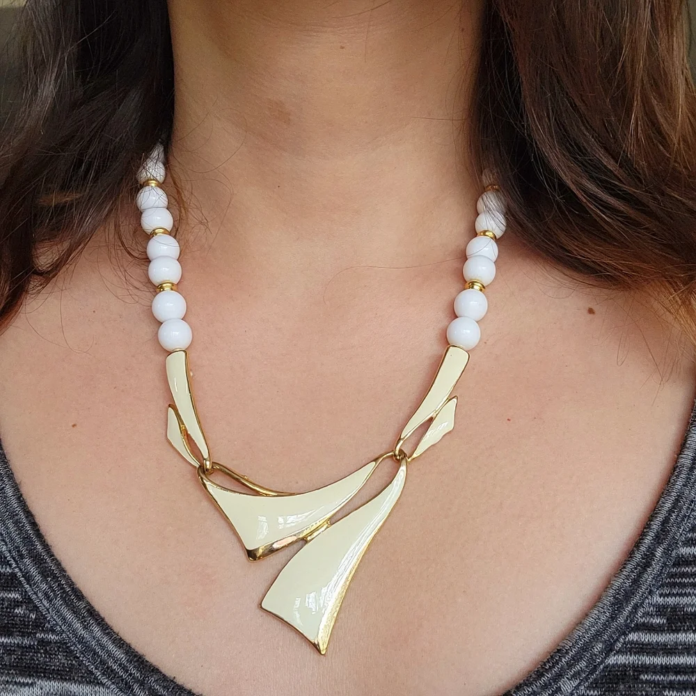 Vintage 10K GP Beaded White / Cream Colored Statement Necklace